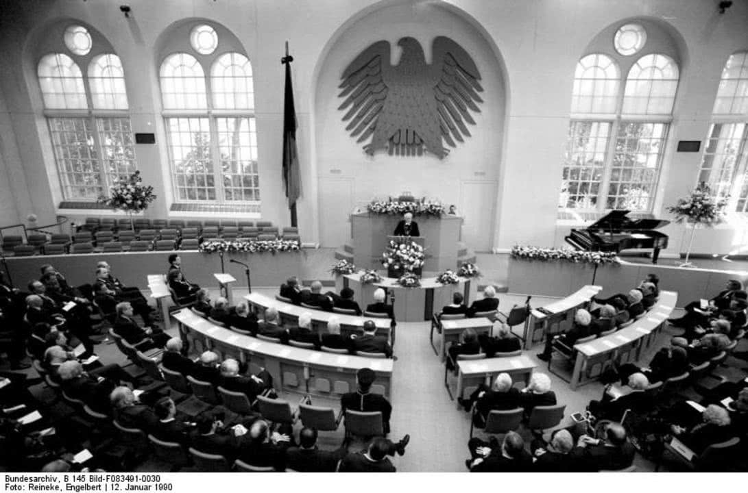 Wann ist Konstituierung des ersten Deutschen Bundestages ...